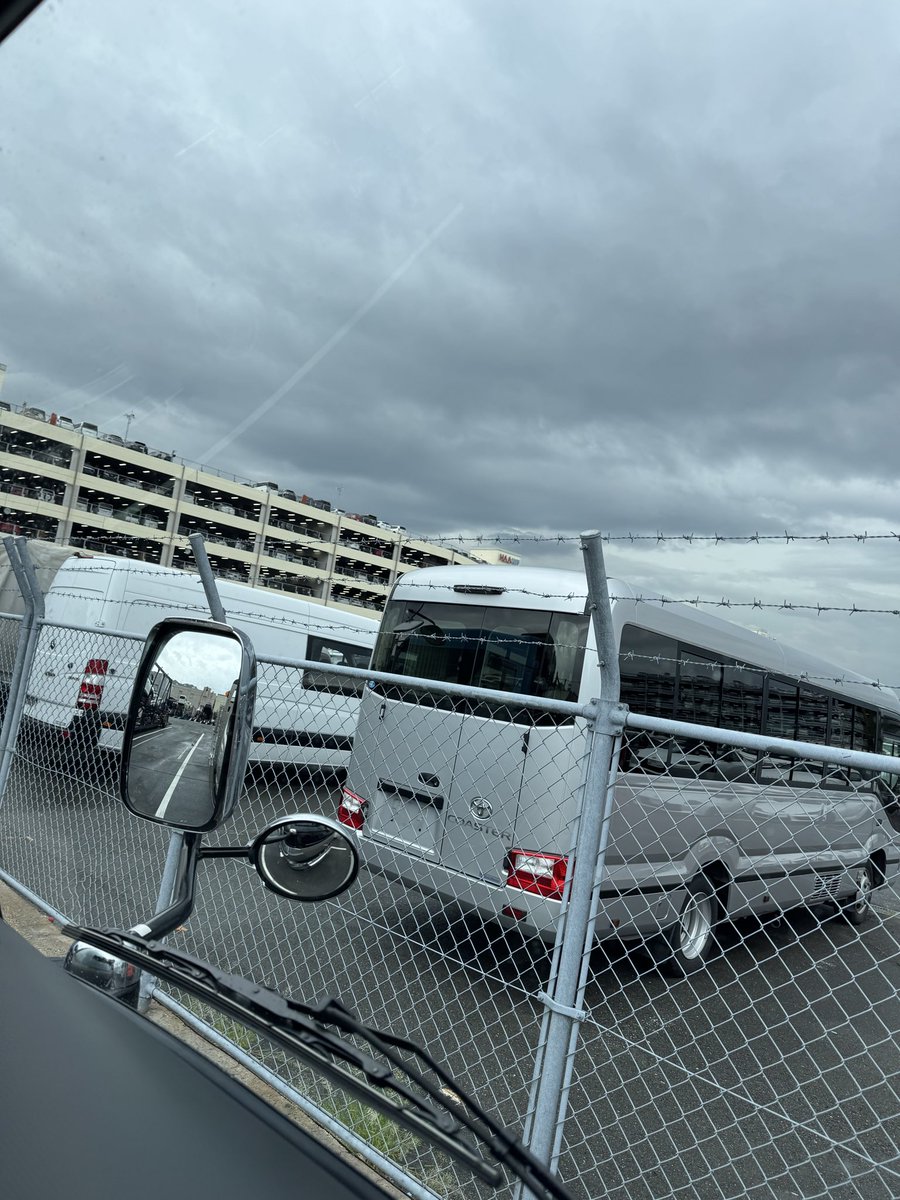 rmyr6f's tweet photo. HAA搬入完了‼️USS神戸で下見して帰る〜‼️ https://t.co/gvZjWrrS09