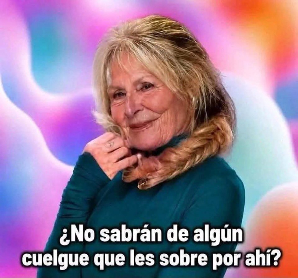 revivaltofly's tweet photo. Nunca se había visto en ninguna temporada un personaje tan bajo, colgado e hipócrita  

Imagina que ni Karina la está respaldando

Gema es de lo más bajo que ha pisado esa casa
#LaCasaDeLosFamososMéxico 
#LaCasaDeLosFamososMx https://t.co/FP1ILlVzaD