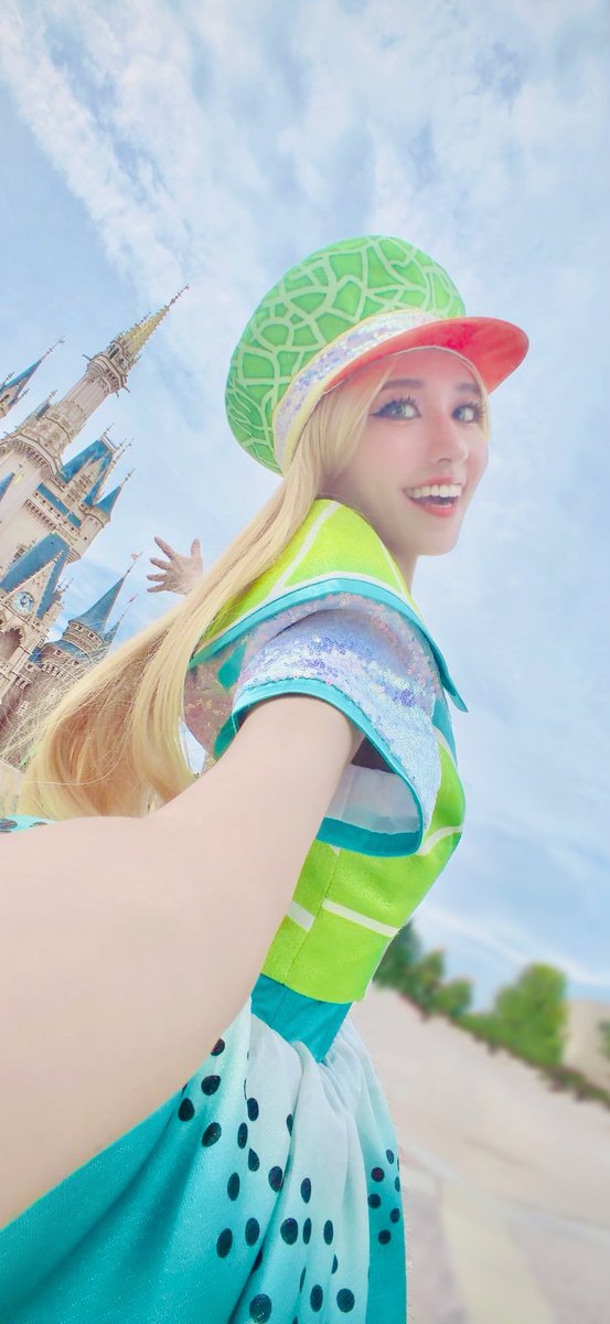 withDisney's tweet photo. ハッピーハロウィン！🎃
ハッピーパルパルーザ！🍈
#Dハロ仮装2026 https://t.co/Qq5vYd0fwE