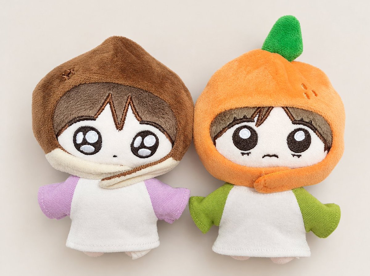 apeachryan's tweet photo. 입힐 옷이 많은데(겨울옷도 잔뜩 사뒀는데) 생각보다 가나디들이 몸이 작아서 입혀도 팔이 안 나오는 경우가 많음ㅋㅋㅋ💦 그래도 가나디들 델꼬 다니려고 닉 주디 모자도 다이소인형 뜯어서 만들어주고 옷도 뜨개질로 입히고 밤귤모자도 씌워주고 나보다 낫다야...ㅋㅋㅋ https://t.co/3cU5qkaTy5