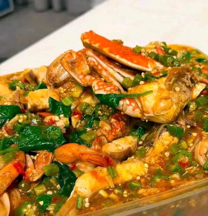 Foodlicious_kit's tweet photo. Good food should look this good, taste even better, and leave you thinking about your next order. 

At *Foodlicious Kitchen*, we bring the richness of Nigerian cuisine to your table, https://t.co/ctPFsZtzQH