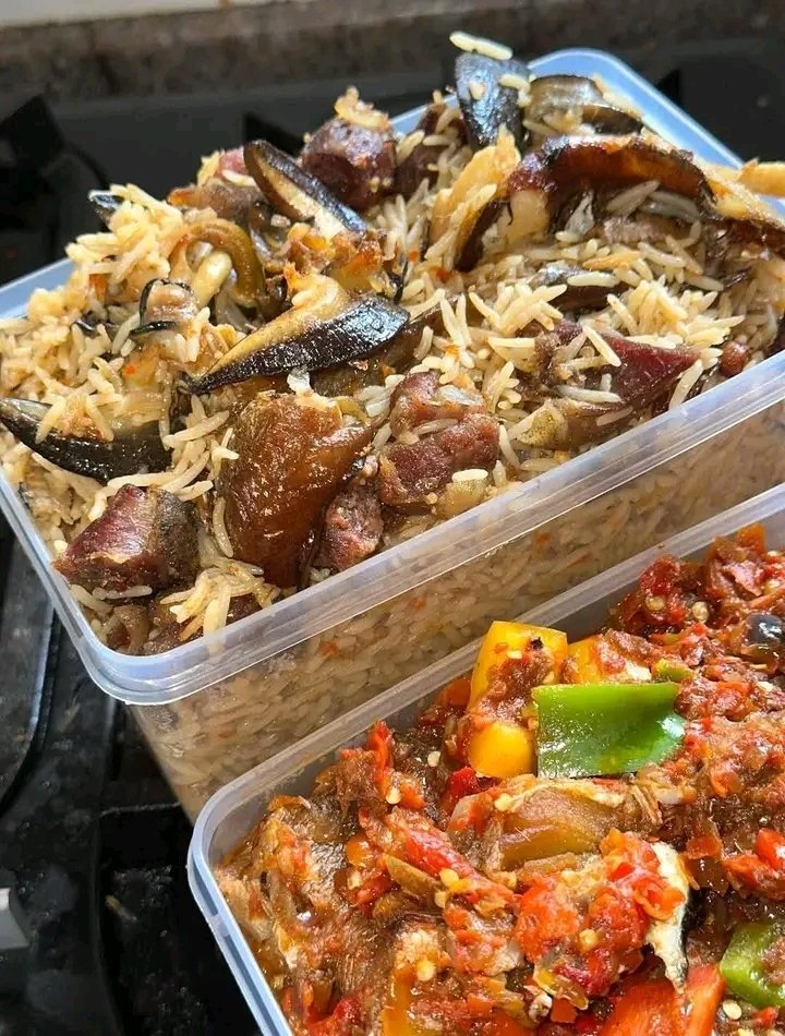 Foodlicious_kit's tweet photo. from beautifully prepared soups and satisfying swallow bowls to hearty rice meals served with your choice of protein and sides like plantain, moi moi or fresh salad. 🤎

And when it’s time to celebrate, we bring the kitchen to your event.
From church celebrations, https://t.co/BXTia1Zz6N