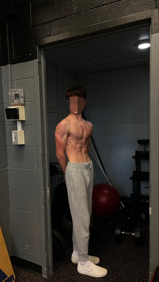 cashmasterdrew0's tweet photo. Just finished draining weak fags all night. Know your purpose. My DMs should be flooded with “Sent sir”. 🏧💸

#CashMaster #Findom #PayPig #CashPiggy #FindomMaster #Master #alphamale #humanATM #walletdrain https://t.co/XS4NBS3Enw