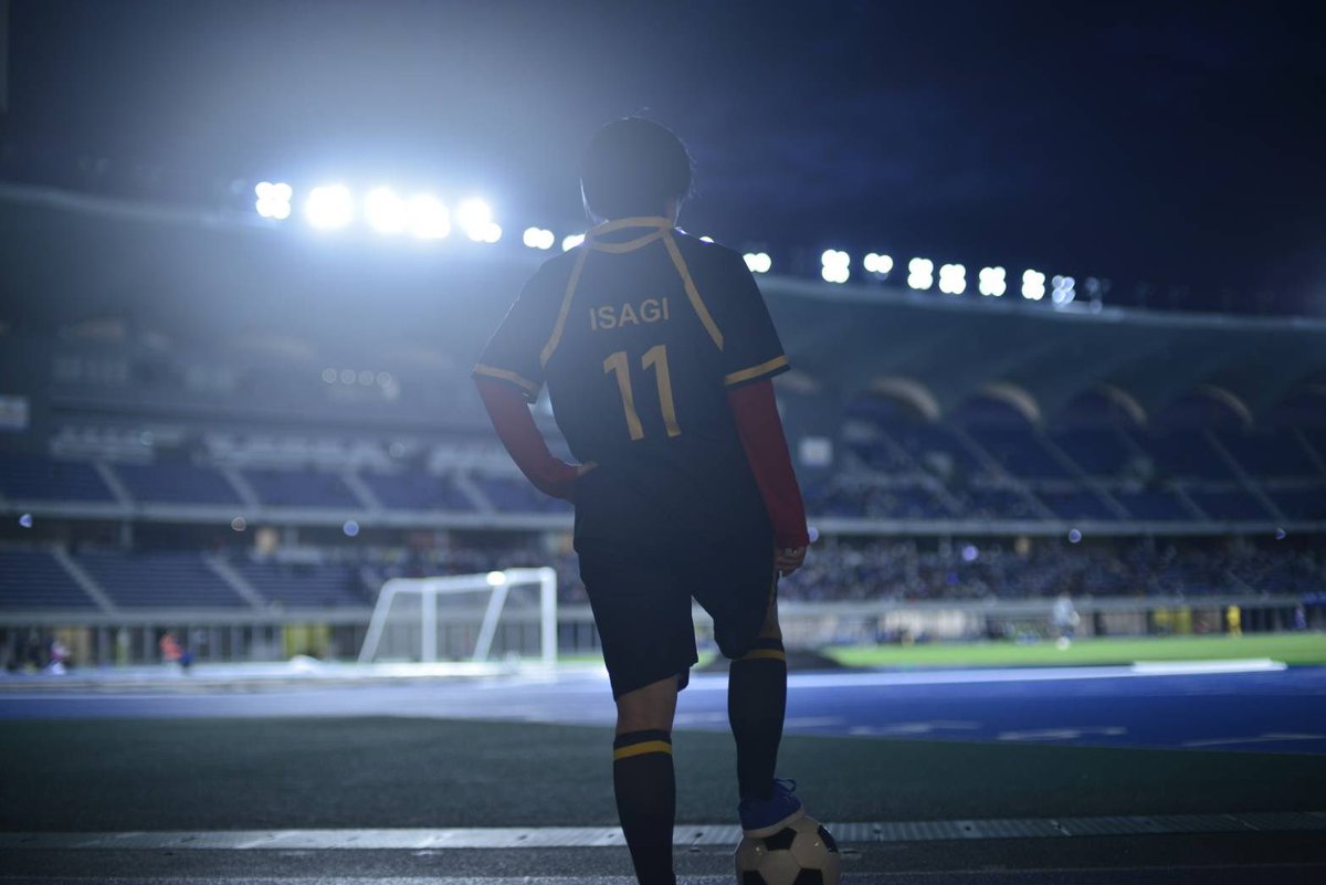 aoimori_cosplay's tweet photo. 遅くなりましたが土曜日はカクスタに参加頂いた皆さまお疲れ様でした！
夜撮＋試合中のなかなかないシチュエーションで撮影可能となっていました◎

コラボ開催時はサッカー作品にはもってこいのロケーションとなっておりますのでぜひどうぞ🙌 https://t.co/uM6MSnP2PI
