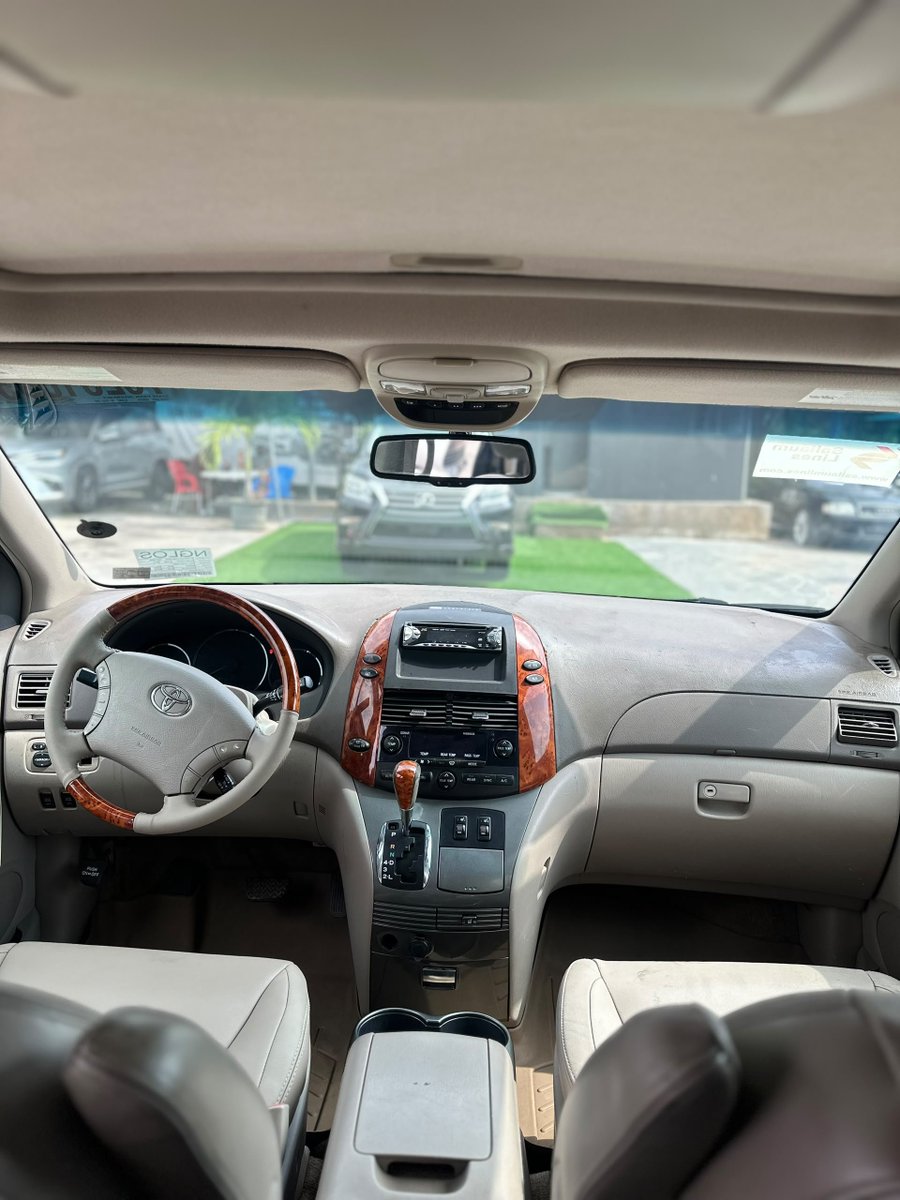 greys_autos's tweet photo. 2008 Toyota Sienna 
Foreign used | original duty 💯

13.3m

📍Abuja 

#cars #toyota https://t.co/naiRNpRw4V
