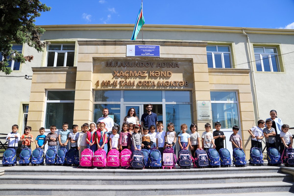 azersugaraz's tweet photo. Azərşəkər Bilik Günü münasibəti ilə birinciləri sevindirdi

Ətraflı - https://t.co/zdxpVbmBN6

Bilik Gününüz mübarək! 📚🎒 https://t.co/3mfQeBl9xV