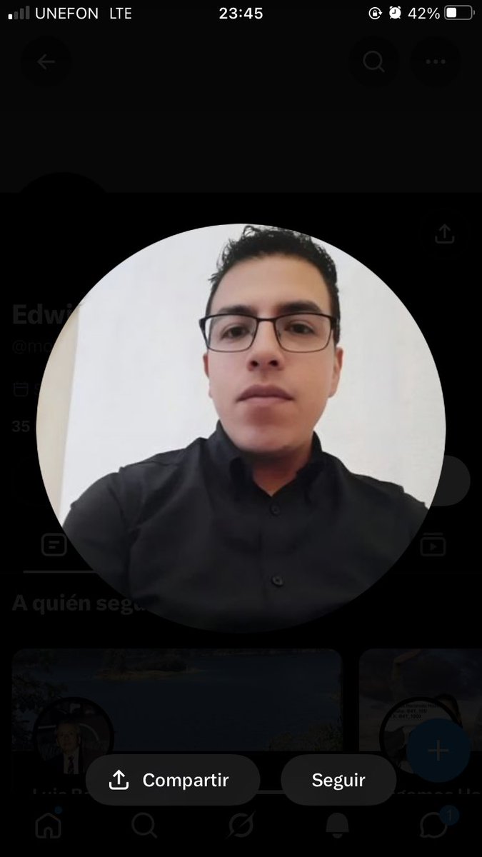 chrr09Leon's tweet photo. ¡Ridiculo tu! copia barata de miclovin https://t.co/BUu3jsQV1h