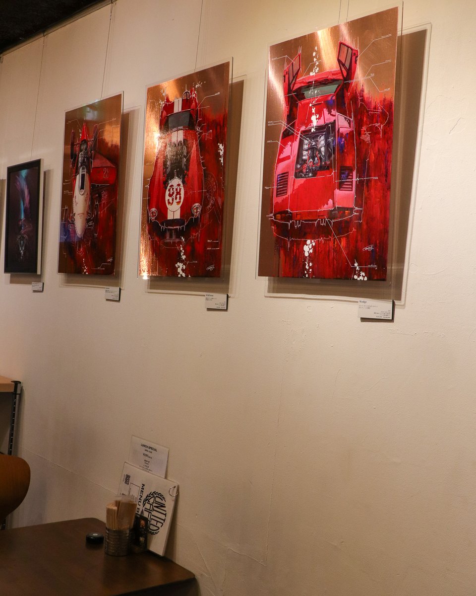 UNITEDcafe_2012's tweet photo. 本日から新しい展示MOTOENTHUSIAST Vol.3
がスタートしました！
私は30年以上にわたり、モーターサイクルを中心とした
工業製品のデザインに携わってきました
メカニカルなモビリティ・機械や機構を表現した世界、
お楽しみください
飯村武志氏 @em_mt01
9/16～28※20(日)-23(水)は営業、9/24(木)休業 https://t.co/IXKwOmhFUk