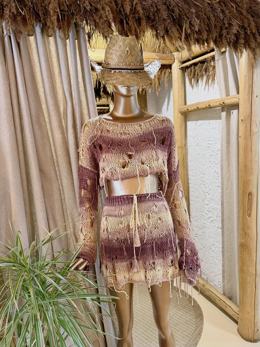 ktub_m's tweet photo. Hand-knitted set in natural cotton and bamboo yarn. Made from scratch, it can be customized in any color and size, specially for you. https://t.co/zmUfqCy4ga