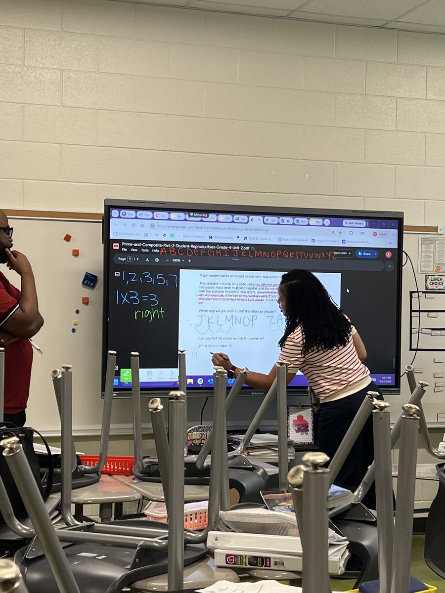 SJacksonEDU2's tweet photo. 4th grade Math collaborative planning is a safe space to model, practice, and sharpen our skills before we hit the big stage: the classroom! 🎭📐 @QuaviousWright @dr_tiffanyl @BCE_HCS #TeacherCollaboration #MathInAction https://t.co/or5UG9YZi4