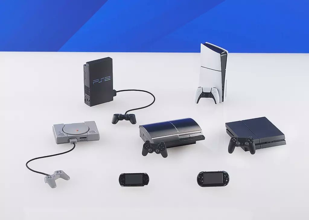 figsoku's tweet photo. 「PlayStation PlayStation for figmaPLUS」トレフィグ

【発売日決定！】
・9月28日(月)出荷
https://t.co/dQ9llVplYs https://t.co/rU86VwpZgJ
