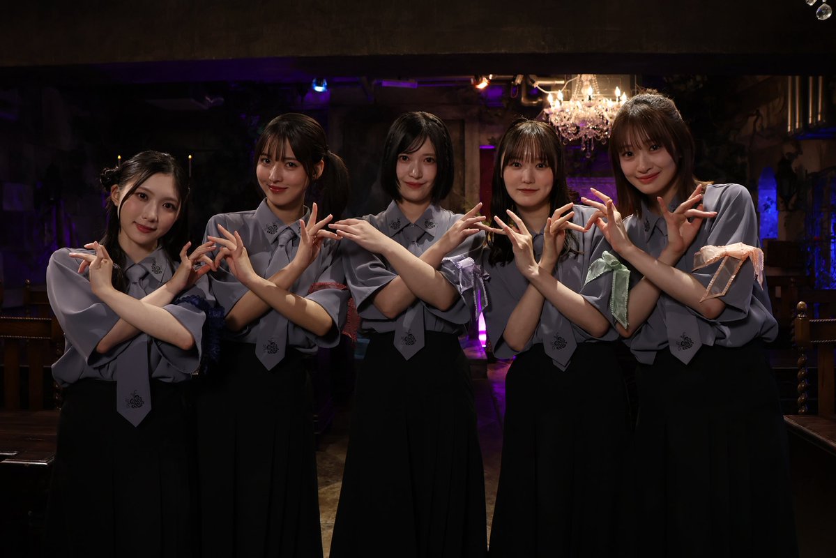 sakura__meets's tweet photo. ︵︵⪩⪨︵︵︵︵︵︵⪩⪨︵︵
 
　#サクラミーツフェス
　－Keep Changing－
 
♡#増本綺良 脚本ドラマ♡
　　『魔法少女？』
 
︶︶⪩⪨︶︶︶︶︶︶⪩⪨︶︶
 
絶賛配信中🌟昼ミーツでぜひ🧙‍♀️
▷https://t.co/LYuOm7RdER
 
GOODS※Tシャツは売り切れのサイズも！▷https://t.co/65c1eDt0q7
#櫻坂46 https://t.co/X6xxUeeZhE