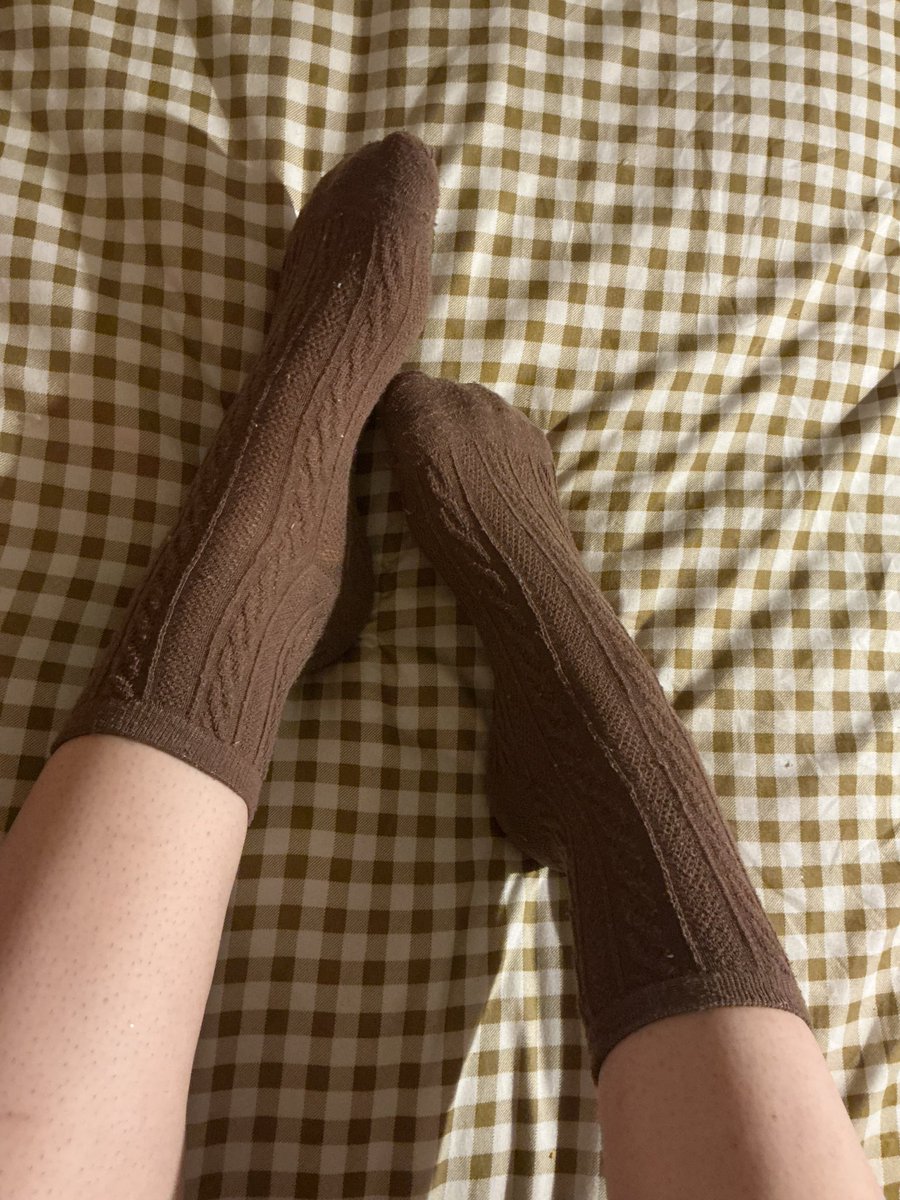 funfeetfriday's tweet photo. Goodnight freaks https://t.co/sBAe65j4G3