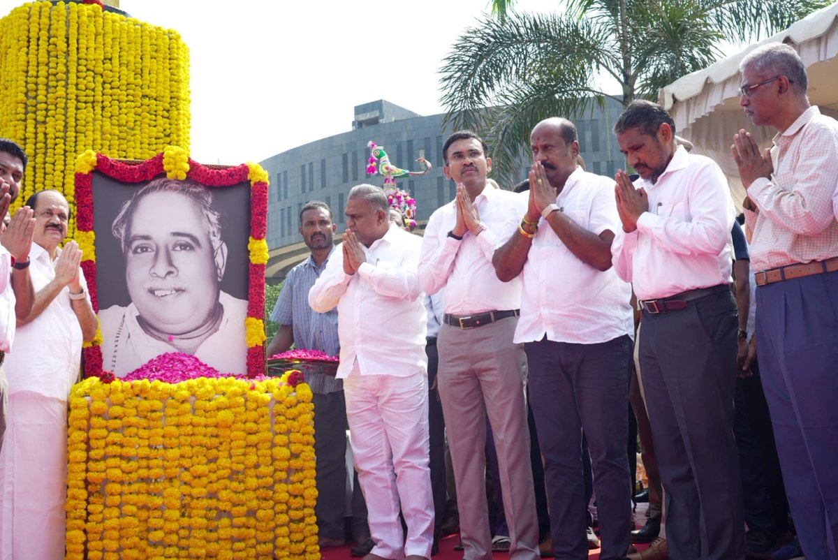 OffVanniArasu tweet picture