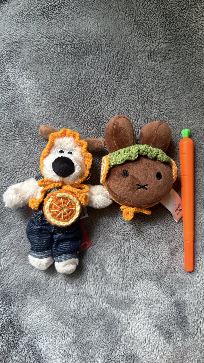 nammmmm0609's tweet photo. HeOLIC NAMJUN JAPANでは、ナムジュンが買っていたグルミットやミッフィ購入企画やみんなでミニミニペンライトのナムジュンバージョンを作ってもらい購入したり、オフ会を開いたり...いろいろイベントをしてます‼️
今後もドラマの撮影現場にコピチャを贈ったり、米花輪、広告などなどナムジュンファンの方とやっていきます‼️
気になる方はオープンチャットにご参加くださいね‼️
#ホナムジュン
#Heonamjun
#허남준
#HeOLICNAMJUNJAPAN