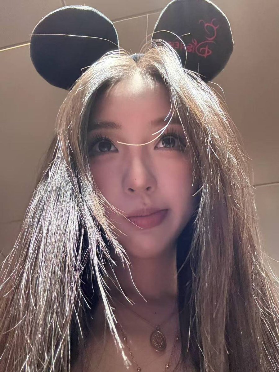 HaDiamico's tweet photo. 我真的不要门槛  

真的给b看 不信你试试      

我真的是女菩萨 https://t.co/2bhPcGbgQs
