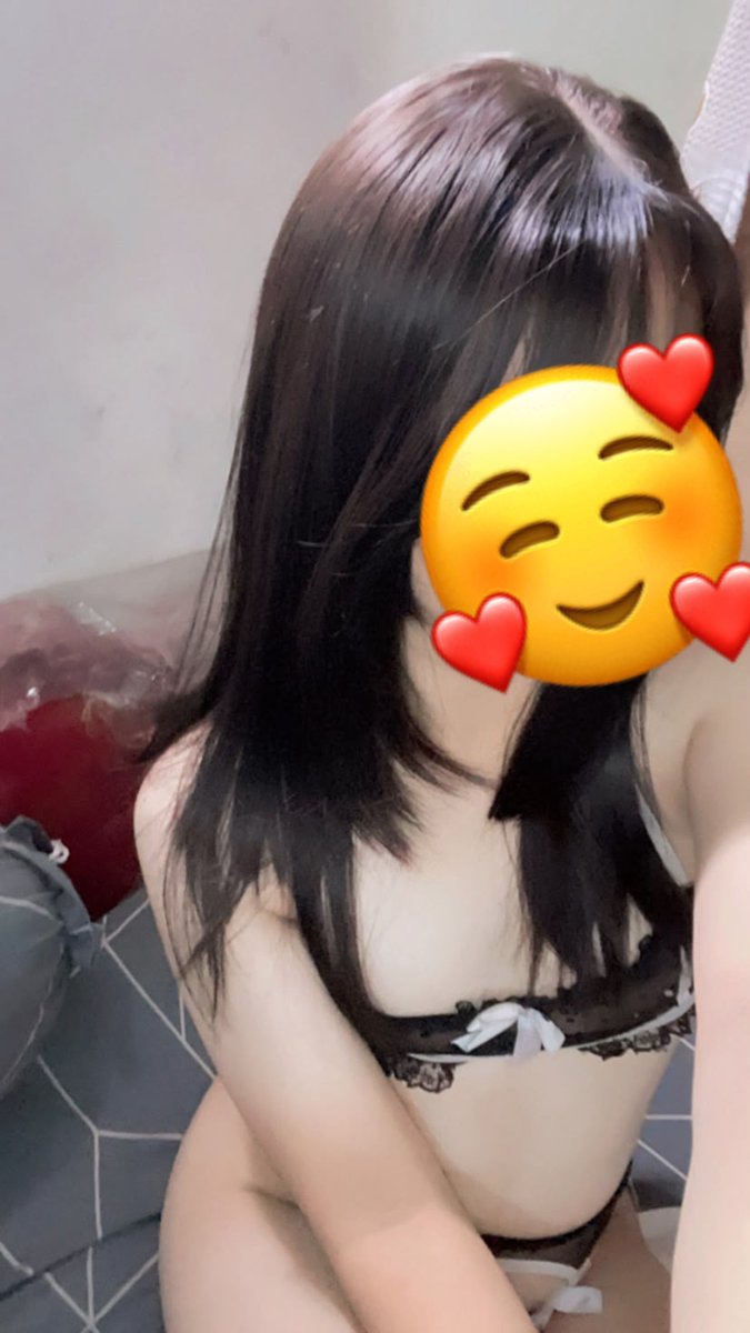 veelineee7att's tweet photo. Hrny https://t.co/4ZSRNSDxk4