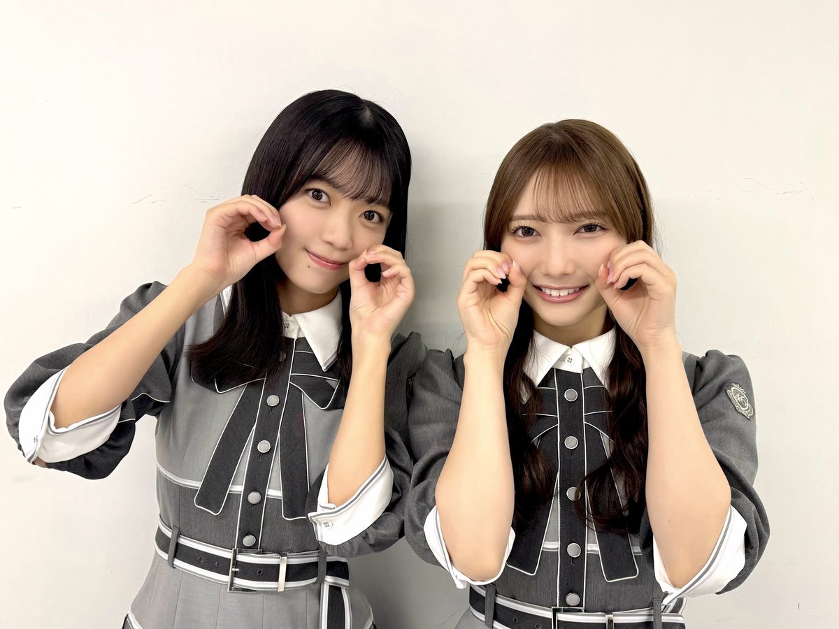 hinatazaka46's tweet photo. 本日9月15日(火)発売
「#EX大衆」10月号の

表紙・巻頭を #金村美玖 が務めております🍣

さらに、中面には #佐藤優羽 のソログラビアや、
#森本茉莉 × #石塚瑶季、#竹内希来里 × #平尾帆夏
のインタビューも掲載されております📚

ぜひチェックしてください☀
https://t.co/4kbkVOUsFZ

#日向坂46 https://t.co/827QAGB98a