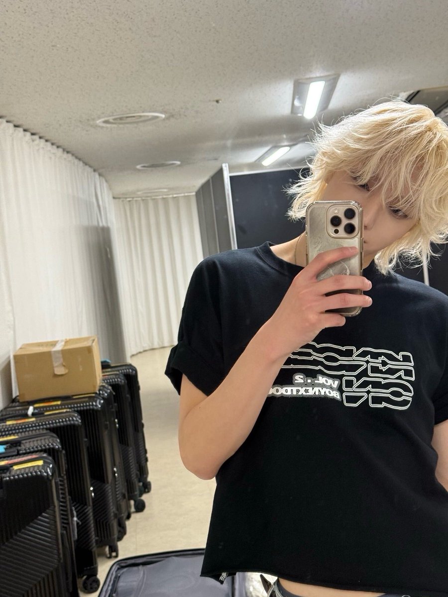 notesofsh's tweet photo. 260915 sungho weverse post #성호

"sungho nowadays" https://t.co/m5jgEF7Hnd