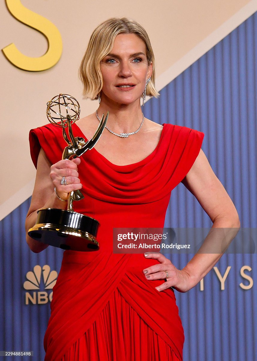 burritoprophet's tweet photo. when you won an emmy for lead actress in a drama in an episode of a sci-fi show written by vince gilligan https://t.co/VLywVCLOUh