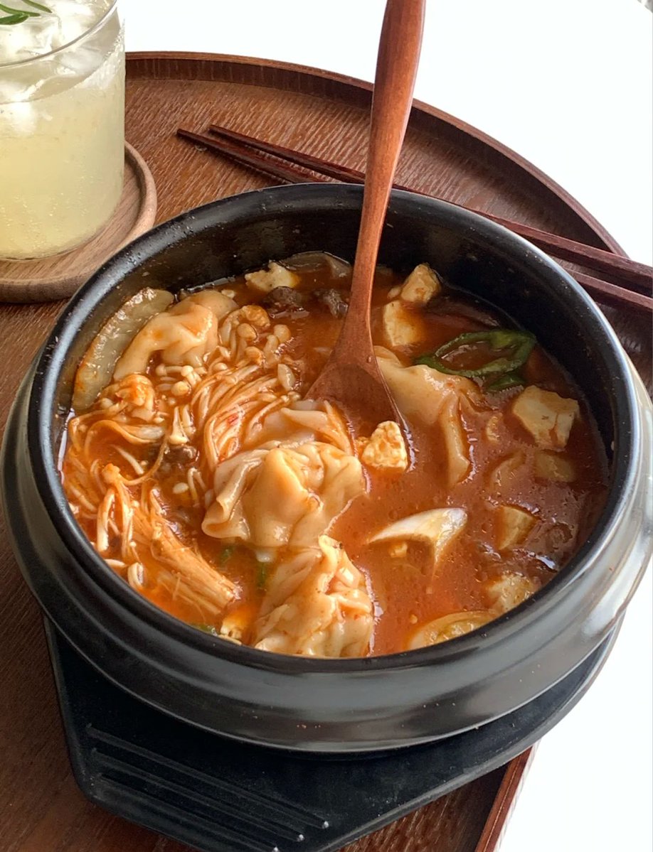 JohnathonHanvu's tweet photo. Craving something fresh u0026 flavorful Try our homemade kimchi jjigae—spicy Korean stew packed with veggies, tofu, and umami! A cozy kick for your taste buds https://t.co/EdcekD8XXt