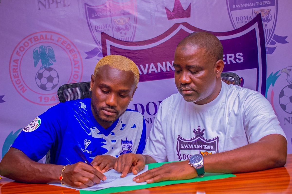 TigoNewsSp3sor's tweet photo. UPDATE 🚨

Doma United welcomes Bobandi Hyacinthe Cafusa  🇹🇩  new target man to strengthen the team attack 🇳🇬🔥. Jersey No 17

#NPFL27 | #TNSA🇳🇬 https://t.co/pgdkho7WeM