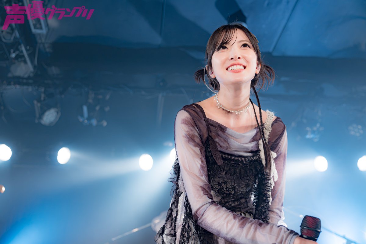 seigura's tweet photo. 【9/7開催】LustQueen「The story resumes EXTRA」

結那さん・月音こなさんのツインボーカルで魅せた新体制エクストラライブに声グラが密着📸臨場感あふれるライブカットとともにステージを振り返ります🎤

#LustQueen  #結那 #月音こな

https://t.co/Z3tHHy6bdi https://t.co/ZB3Mb4FU16