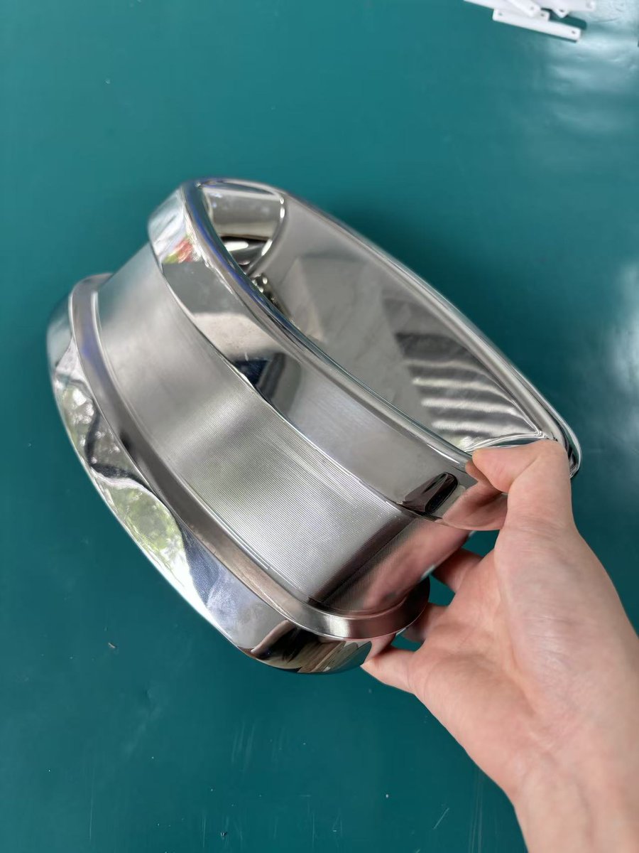 7shangan's tweet photo. One of the parts we recently finished.

5-axis CNC machined from stainless steel, then polished for this clean surface finish.

Always satisfying to see a part go from a drawing to this.

https://t.co/WaySNHVJMK

#CNCMachining #PrecisionMachining #StainlessSteel #Prototyping https://t.co/7EJnecphsX
