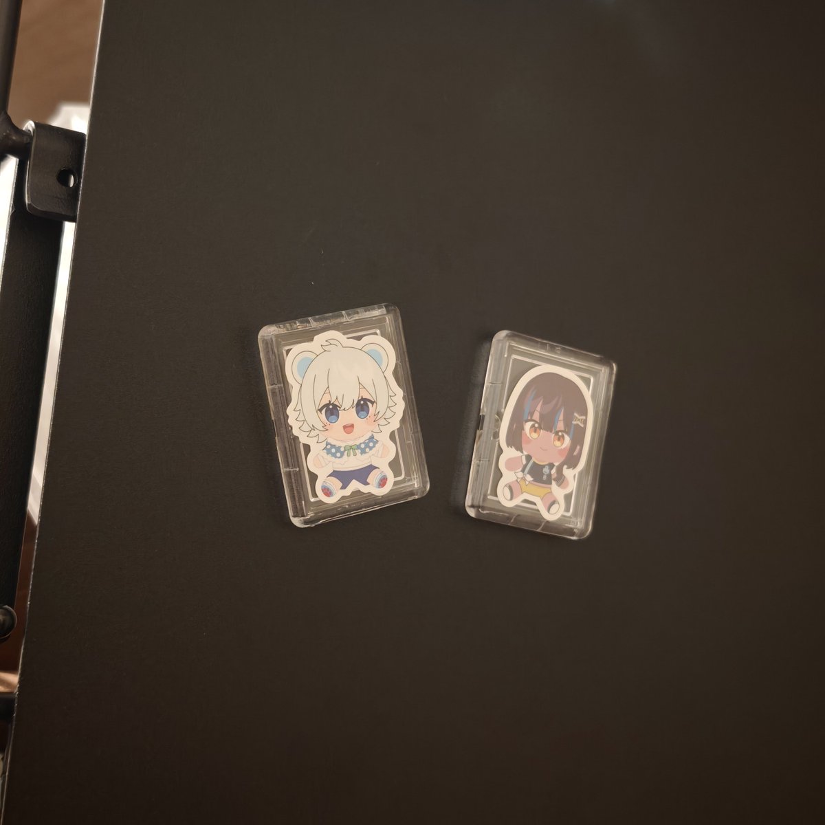 zennkopasub's tweet photo. スライド缶ステッカーに入ってるシールを
こう！！！！！！
これで冷蔵庫とかに貼れる！！！！！

かわいいね🐻‍❄️ https://t.co/eVLfd9dBKV