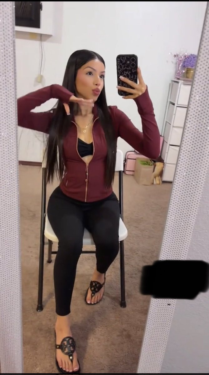 pops3806's tweet photo. Another submission ๐๐๐ฉ #latina #lightskin #petite #sluttyirl #lightskin #irlslut #irlsubmission https://t.co/mtLtxcWtOm