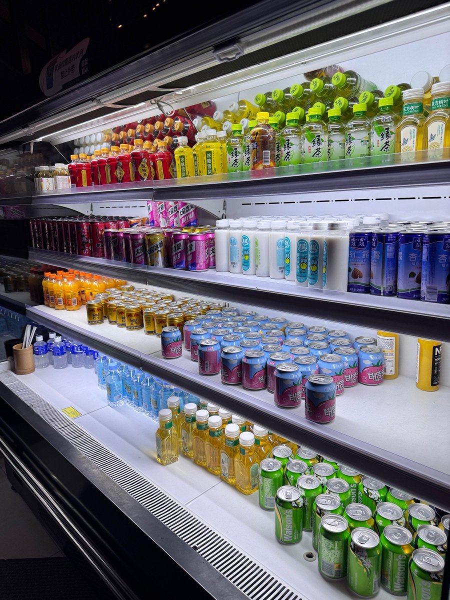whalk723583's tweet photo. Just restocked our cooler with iced lemon tea, matcha latte u0026 cold brew — perfect for your afternoon pick-me-up! Grab yours before they’re gone! https://t.co/jdYC7Bkds0
