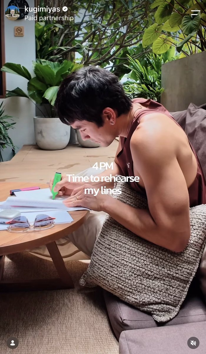 Cassina__bee's tweet photo. อ่านบท? 😌 https://t.co/QivGYv5pIL