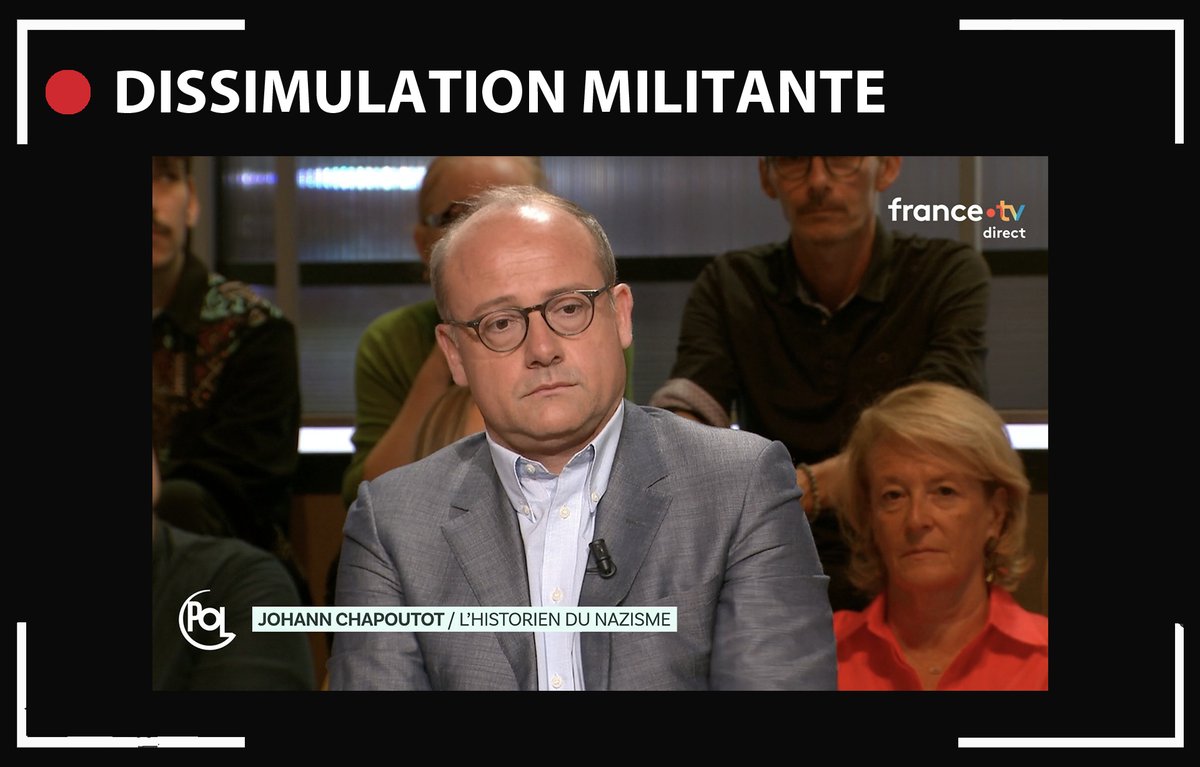 medias_citoyens's tweet photo. DISSIMULATION MILITANTE - Cette tendance inquiétante d'un certain nombre d'émissions de Radio France et de France Télévisions à dissimuler l’orientation politique d’invités présentés comme de simples « experts » ou « spécialistes » est régulièrement dénoncée par Médias Citoyens depuis plus de trois ans. Force est de constater que cette pratique délétère se poursuit à bon rythme.

Ce dimanche, l’émission C politique sur France 5 a ainsi reçu comme invité principal Johann Chapoutot, présenté par Thomas Snégaroff comme « un grand historien spécialiste du nazisme, professeur à la Sorbonne ».

La présentation est exacte. Mais singulièrement incomplète.

Johann Chapoutot n’est pas seulement un universitaire intervenant dans le débat public au titre de son expertise historique. Il affiche depuis plusieurs années des positions politiques très marquées à gauche et entretient une proximité publique et documentée avec La France insoumise et son environnement intellectuel.

En août 2024, il était ainsi l’un des invités des Amfis, l’université d’été de LFI, où un « grand entretien » lui était consacré, conduit par la députée Nadège Abomangoli. Il participait également à un temps fort de l’Institut La Boétie consacré à l’extrême droite.

Johann Chapoutot a par ailleurs préfacé Extrême droite : la résistible ascension, premier ouvrage collectif de l’Institut La Boétie, think tank coprésidé par Jean-Luc Mélenchon et Clémence Guetté.

Ses prises de position publiques sont tout aussi explicites : il a notamment déclaré avoir une « admiration folle » pour Jean-Luc Mélenchon, tout en prenant vigoureusement la défense de plusieurs figures de LFI et de la gauche radicale.

France 5 aurait parfaitement pu le présenter comme « historien spécialiste du nazisme, professeur à Sorbonne Université, intellectuel engagé à gauche et proche de de La France insoumise ». Quelques mots auraient suffi.

Informer sur le profil d’un invité n’est pas le disqualifier. C’est permettre au téléspectateur de savoir d’où il parle.
Pour cette dissimulation manifeste, Médias Citoyens saisit l’Arcom.