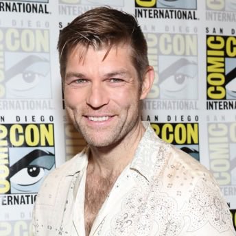 Pirat_Nation's tweet photo. Liam McIntyre has seen the backlash over his portrayal of Wolverine in Insomniac’s Marvel’s Wolverine, but says it doesn’t bother him.

Fans think McIntyre doesn’t look enough like the iconic mutant and compared it to Hugh Jackman, who played Wolverine for decades

McIntyre is used to this, after taking over Spartacus from Andy Whitfield, he faced so much backlash

“Ha. Man, my career started with the responsibility of taking over for the incredible Andy Whitfield… I’ve read things you couldn’t believe :)”

He’s extremely proud of the game and just wants players to enjoy his take.

“I just hope everyone has fun. I’m proud as hell of this game. It’s a blast.”