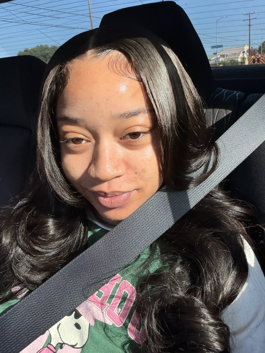 livvdabratt6's tweet photo. yall, hair is did 😝🥰 what’s next!!? https://t.co/mKzVA3ifuf