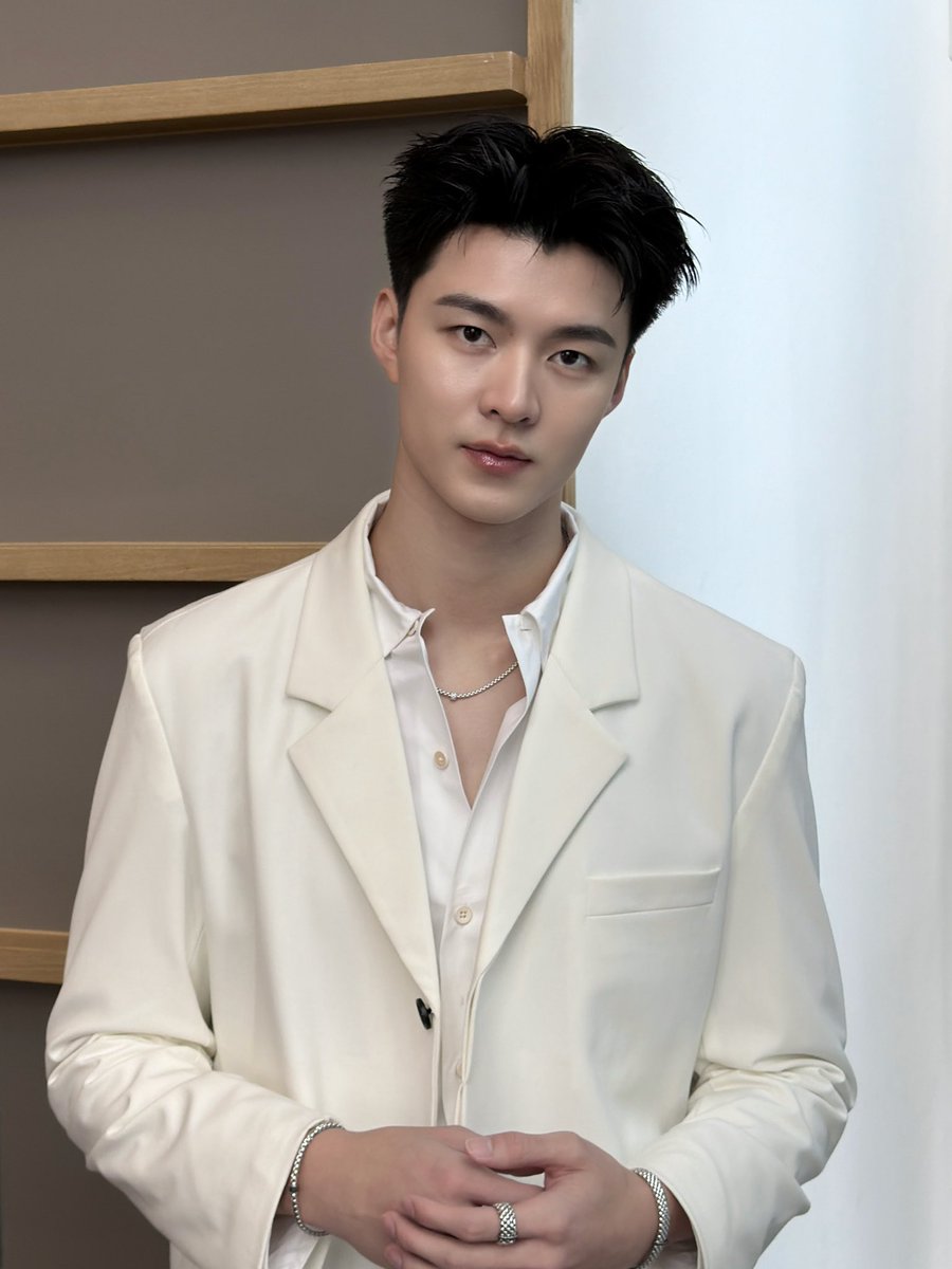 MchoiceTH's tweet photo. พร้อมมาเจอกับ ‘มีน’ ที่ ‘FOPE POP-UP OPENING EVENT’ กันรึยังค้าบบ ⭐️☁️🤍

FOPE POPUP OPEN x MEEN
#FOPExMEEN 
#scintillagioielli #fope
#Meennicha8
#MchoiceArtist https://t.co/550bfFxFvZ