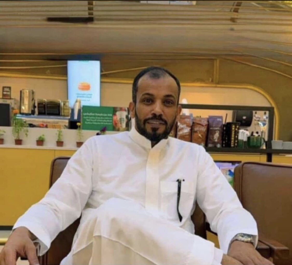 _al3bewii's tweet photo. رحل عن الدنيا صاحب الابتسامة الدائمة والقلب الأبيض ابن العم 
علي مسعود السريحي
اللهم اجعل ماصابه تكفيراً لذنوبه ورفعة في درجاته اللهم اغفر له وارحمه وعافه واعف عنه وأكرم نزله ووسع مدخله واغسله بالماء والثلج والبرد ونقه من الذنوب والخطايا
إنا لله وإنا إليه راجعون 
يامال الجنه https://t.co/hWj0slJjZG