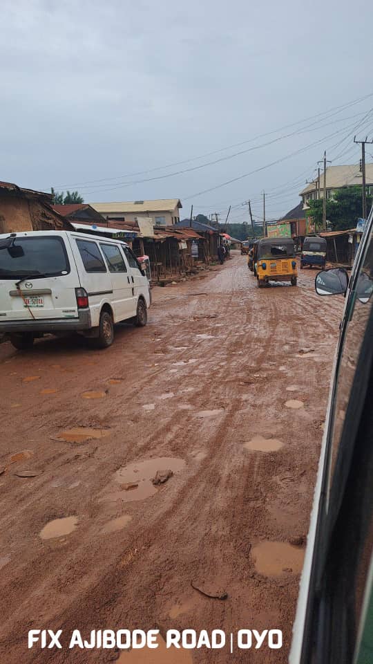 TrackaNG's tweet photo. FYA Gov @seyimakinde, @UniIbadan,

This is Ajibode road, behind the University of Ibadan, Akinyele LGA, Oyo state. For years, this road has been in deplorable condition, despite serving as a major link to communities including Apete, Osajin and others.

Residents have repeatedly raised concerns about the road, and the hardship caused by its condition. Today, navigating it has become even more difficult, particularly during this (rainy) season.

We call on your office and the @oyostategovt, to urgently intervene and rehabilitate Ajibode Road.

#FixOurRoads