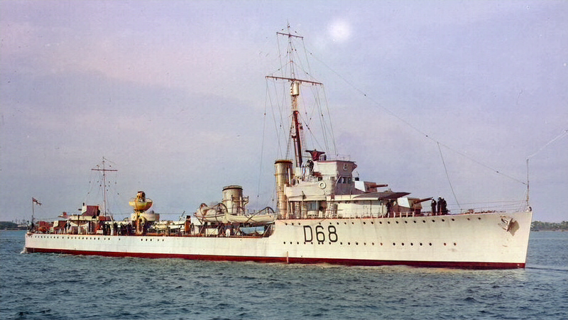NavalEncyclope1's tweet photo. The V class were five fast #RoyalNavy flotilla leaders built in 1917 for the V class destroyers, reaching 34 knots, with all four superfiring guns. Some were still active in WW2. https://t.co/0uLaB6u1se #ww1 #britishfleet #grandfleet #vclassdestroyer #hmsvampire #flotillaleader https://t.co/1legxGa37Q