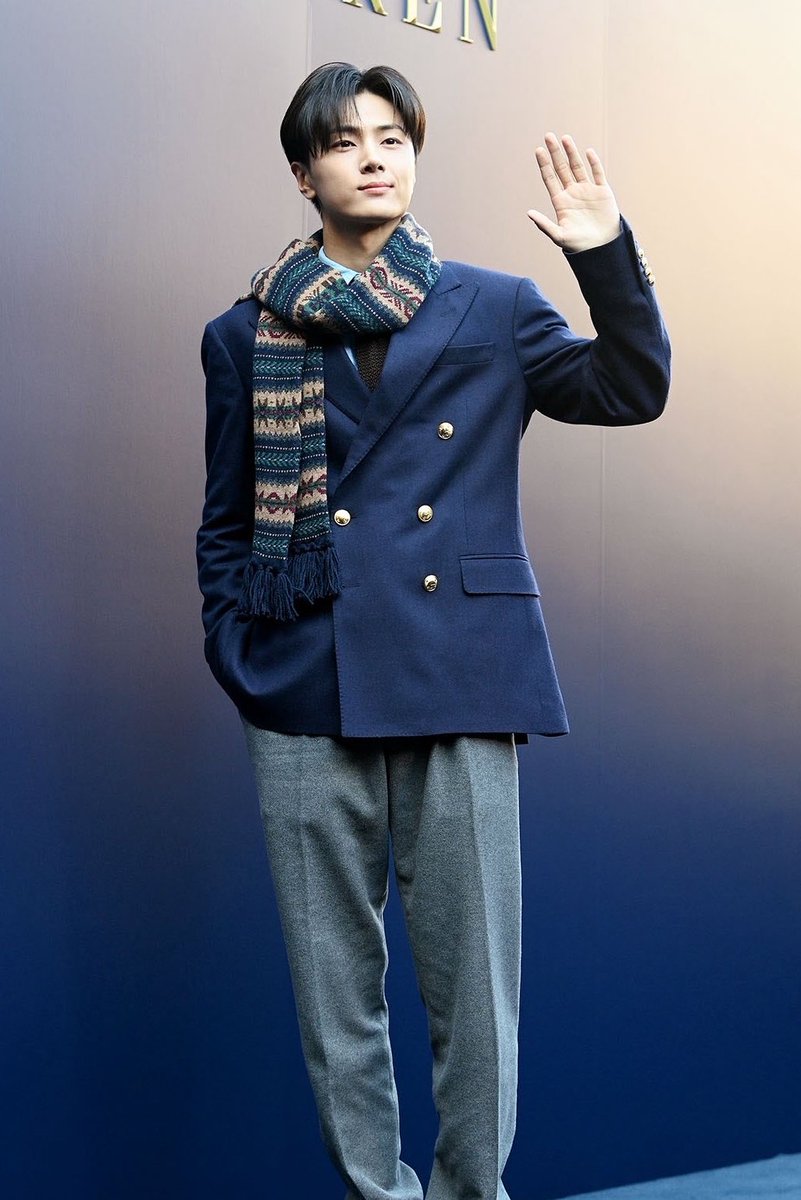moonandenhypen's tweet photo. JAY for Ralph Lauren https://t.co/XHZGlOm0IZ