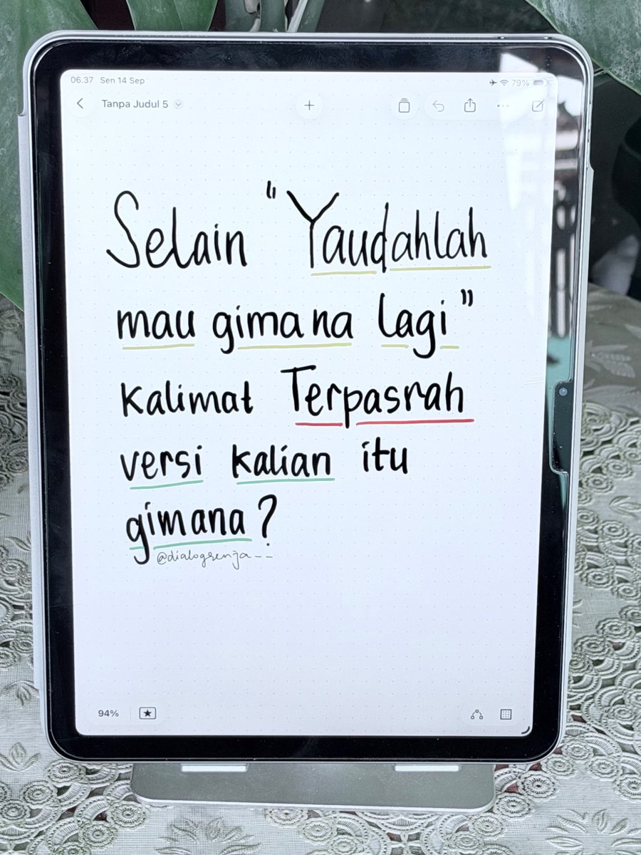 dialogsenja__'s tweet photo. coba jawab https://t.co/n4CVaLIwhe