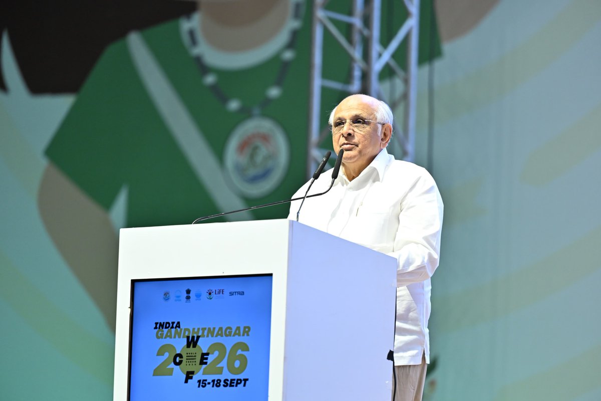 EnvironmentPib's tweet photo. Union Environment Minister &amp; Gujarat CM inaugurate World Circular Economy Forum 2026 at Gandhinagar

Repair before Replace, Reuse before Discard, Recover before Waste – India’s circularity ethos rooted in tradition: Shri @byadavbjp

📝 https://t.co/D8e8GLLrk6 https://t.co/QrifQUTeEs