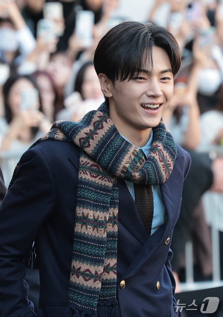 0420MEDIA's tweet photo. Straight out of a kdrama 😭 https://t.co/yV7zHoLaut