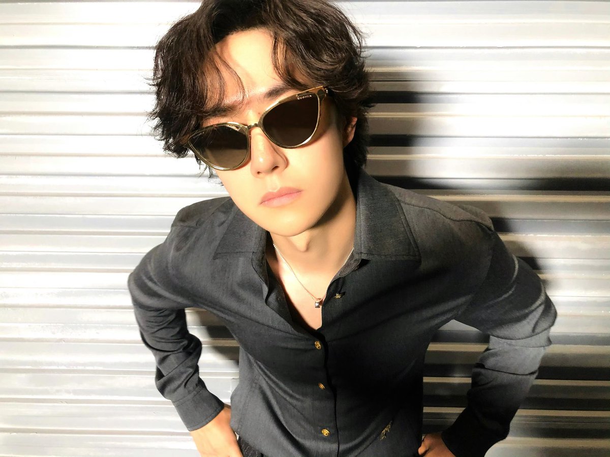jerjes00's tweet photo. ‘ ขออนุญาตหมาดเด้อ อะฮึ้ยยยยย ’ 5555555555555555555555555555555555555555555 โคตรชอบเลยแม่งเอ้ย ลูกพี่เราเขาจัดเต็มมาก จัดมาอีกนะ ไอเลิฟเอนเนอจี้นี้ของอี้ป๋อว่ะ 😭😭😭 https://t.co/3lmVycGX3E