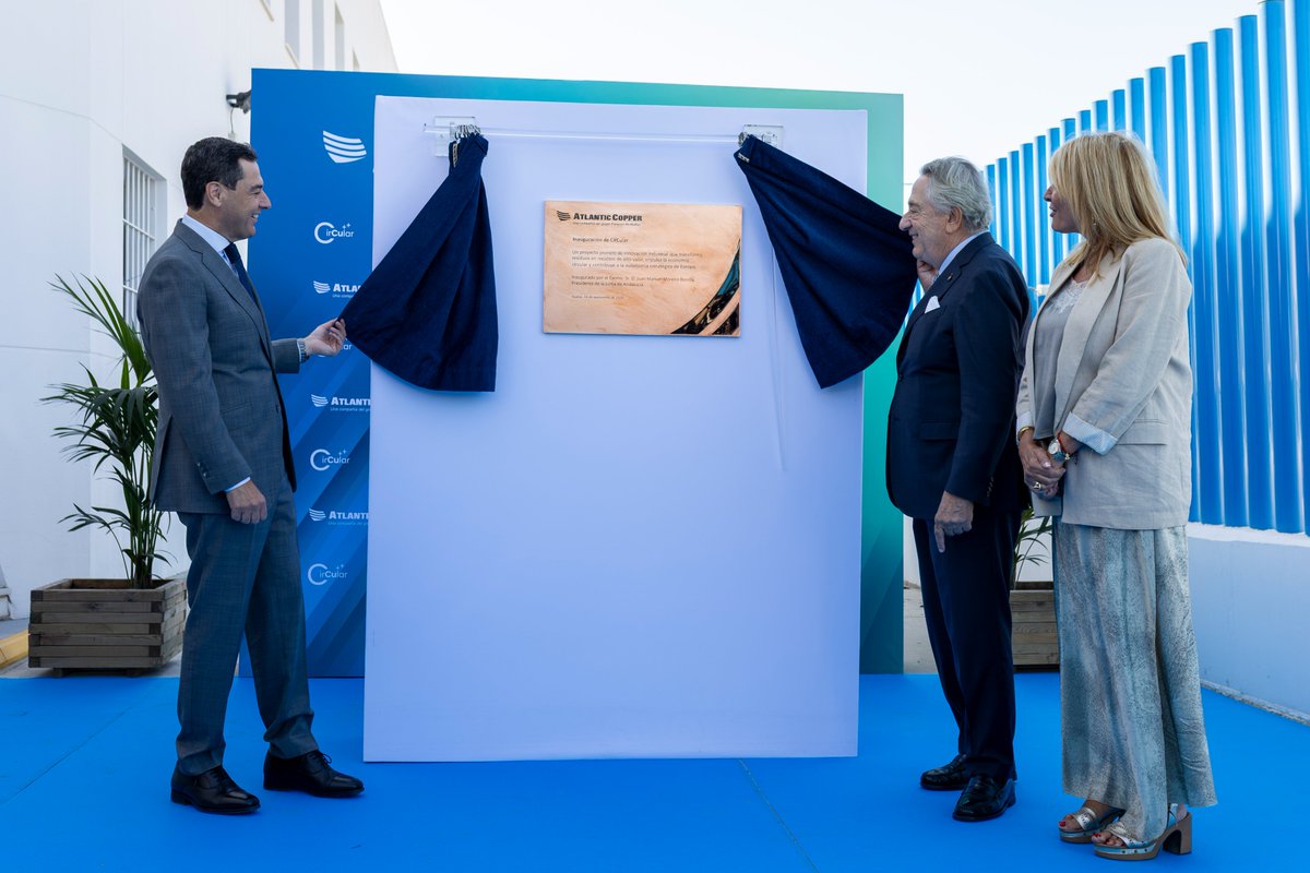 APHuelva's tweet photo. Ayer asistimos al acto inaugural de #CirCular, la nueva planta de recuperación de metales de @AtlanticCopper, que contó con la participación de autoridades como el presidente de la Junta de Andalucía, Juanma Moreno, y el presidente de la compañía metalúrgica, Javier Targhetta https://t.co/O4NrZ0j0eT