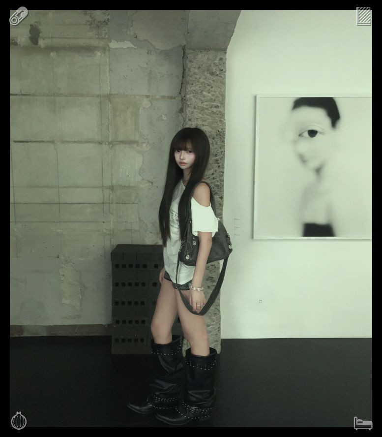 amicyun____'s tweet photo. 👰Banana juicePhone chargedMia went on collaborating with the foundation, guiding young individuals to discover their voice, their bravery, their mission. She journeyed to schools, to neighborhoods, to camps for refugees, recounting the tale of the lighthouse, of the selfie heri https://t.co/QnwO0RTbME