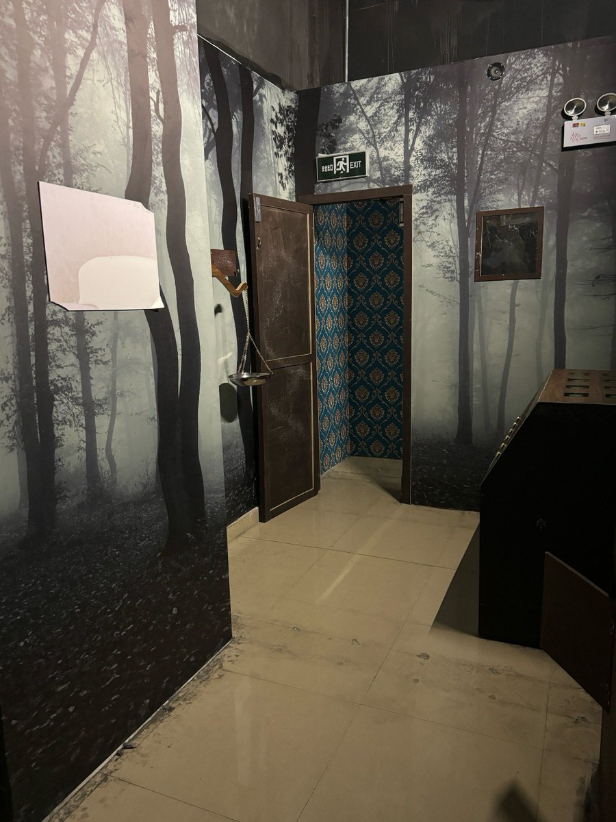 TamaraDroex5st's tweet photo. Just escaped a 90-minute cryptic puzzle room—solved the final cipher with 10 seconds left! ♂ No spoilers, just pure chaotic fun , https://t.co/tPEqUbXexO