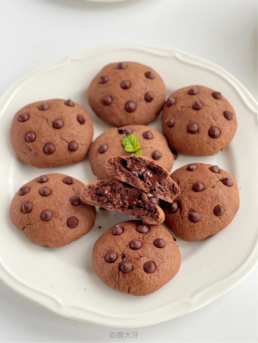 LomaMauraoln's tweet photo. Cozy Sunday: baking chocolate chip cookies with my tiny taste-tester u0026 laughing till our sides hurt  Love these unplanned, warm moments that make every day special.， https://t.co/m1CSPVOkg3
