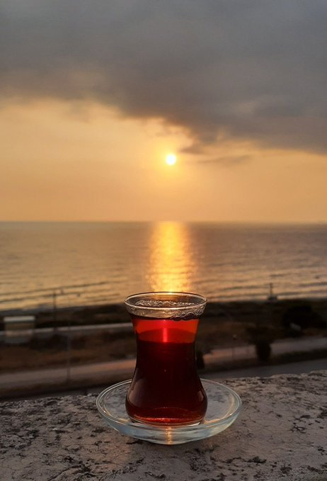 RicStunner's tweet photo. Günaydın 

İşiniz gücünüz rast gitsin.. https://t.co/YeIh2hAaIA