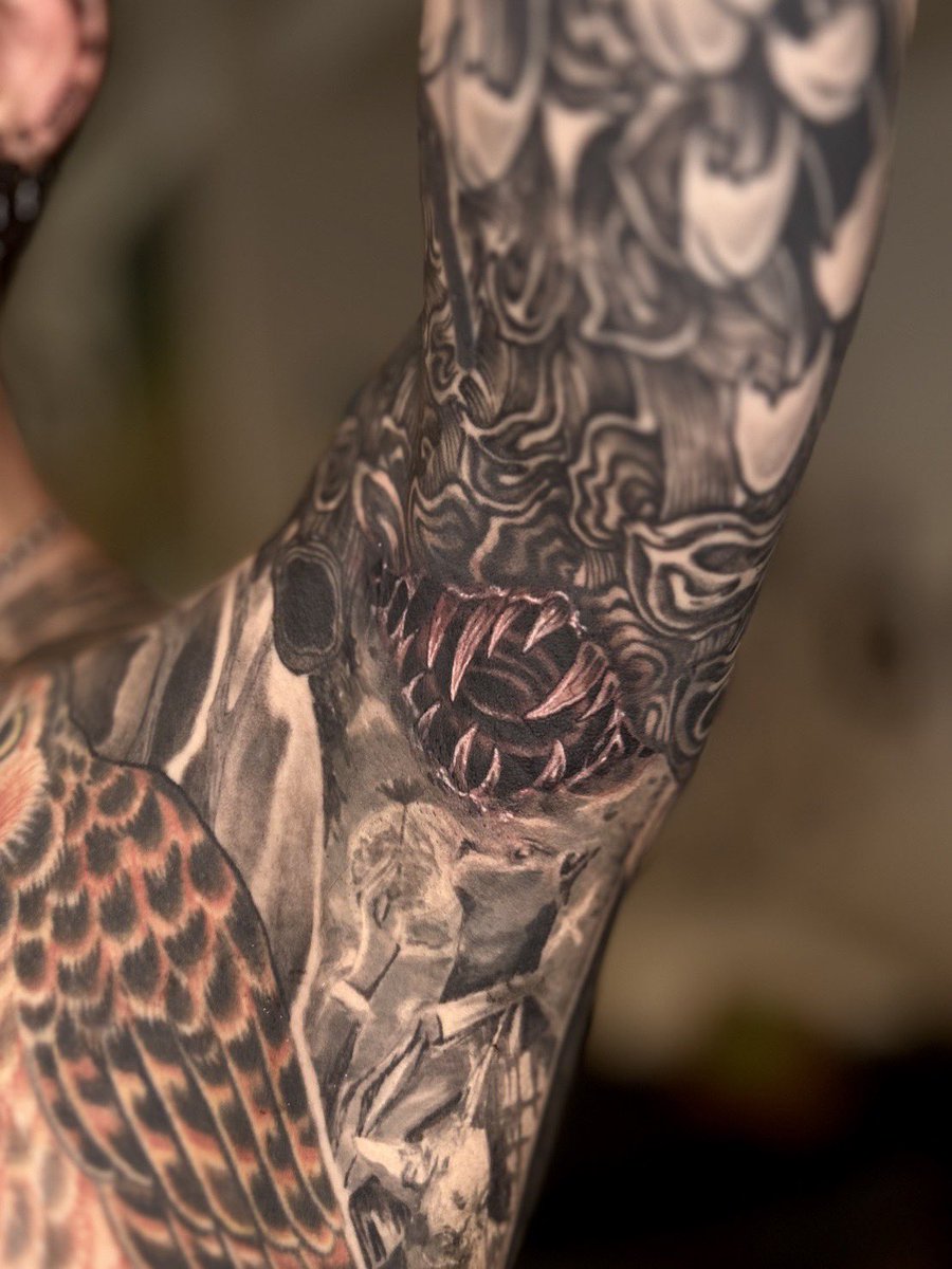 AkiraNumano's tweet photo. 脇を埋めたよ

#TATTOO #入れ墨 #タトゥー好きな人と繋がりたい https://t.co/MolMEgVE6s